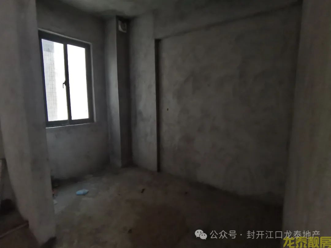 和富花园 3房可改4房户型 电梯中层 楼层靓