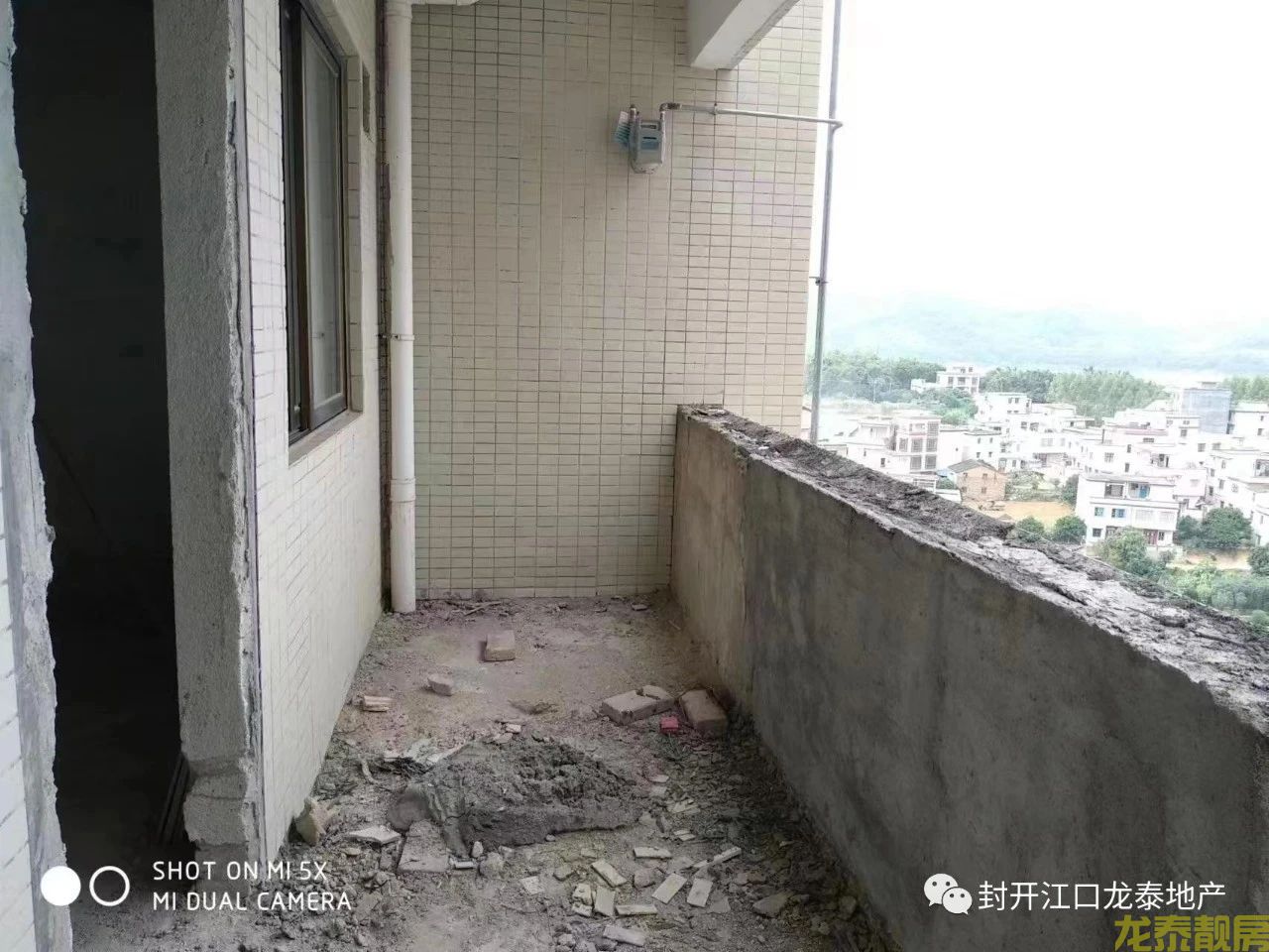 河南凯里亚德后背电梯11楼