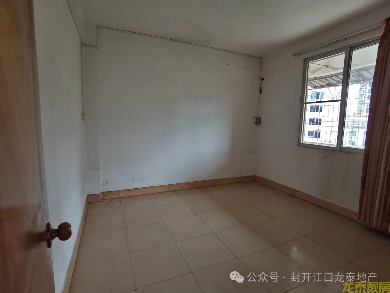 首付4万买河南三房 步梯中层