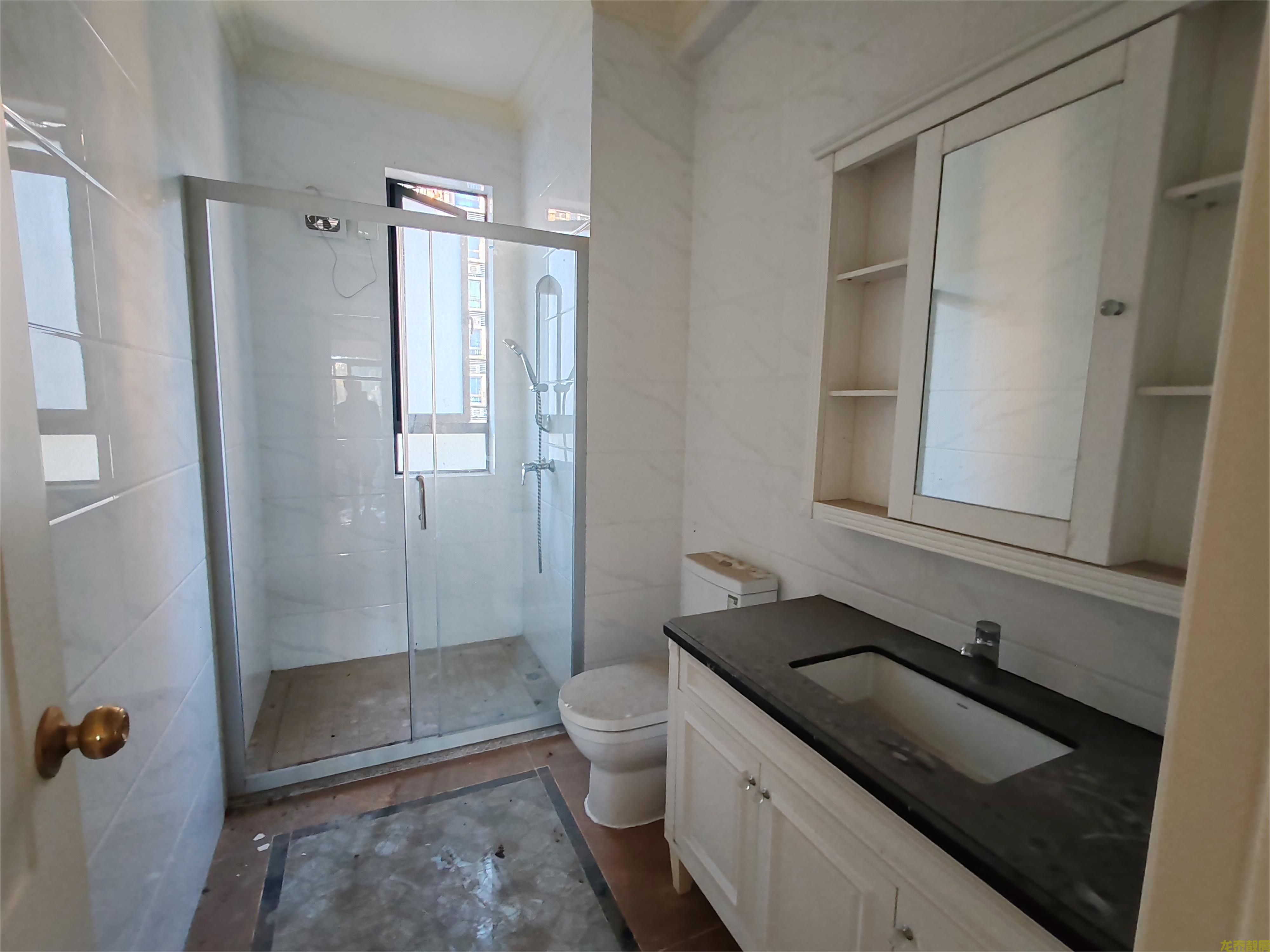 碧桂豪园南向大平层