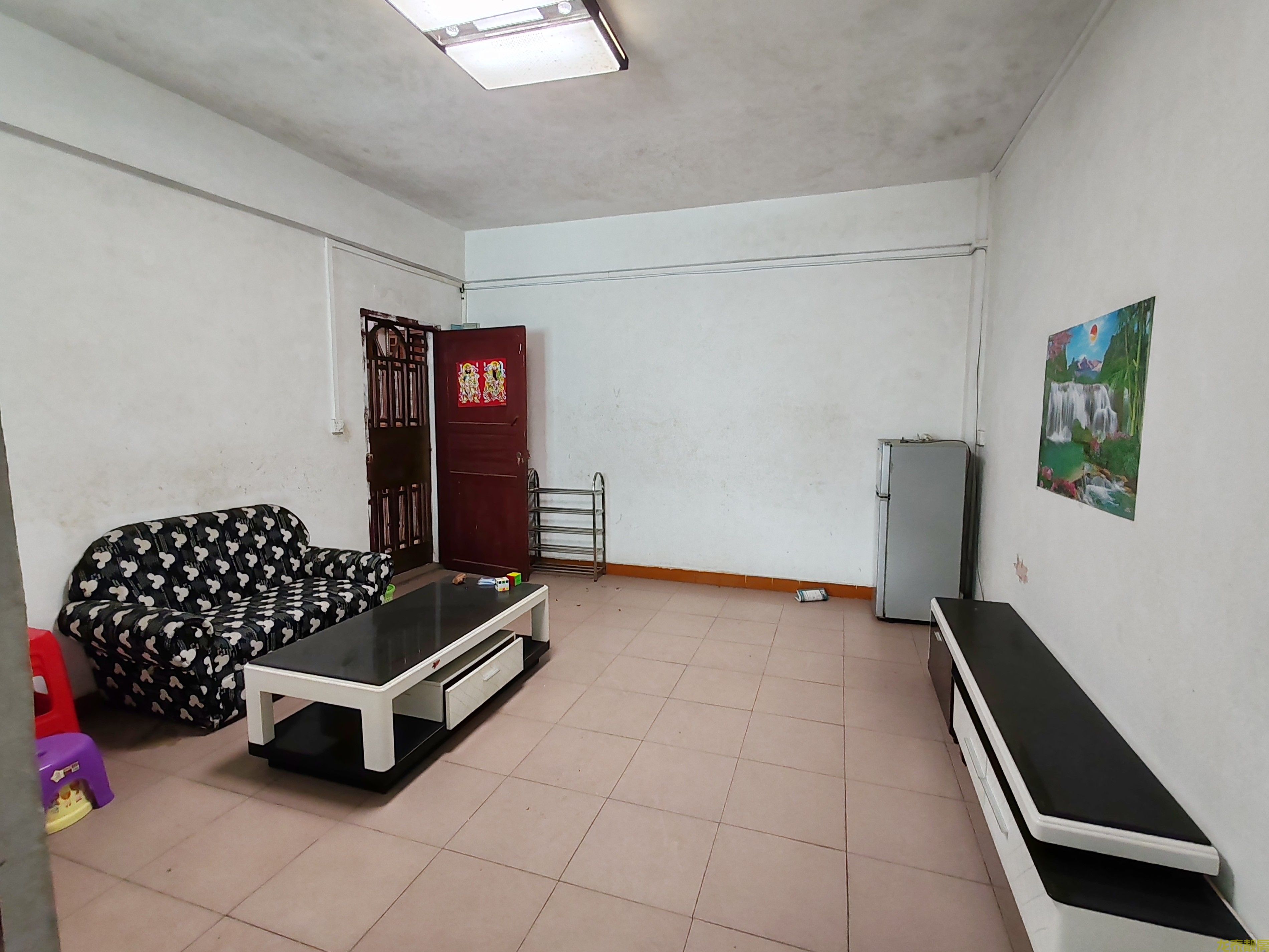 一中门口步梯7楼