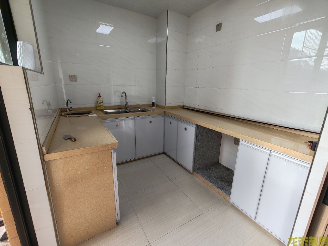 捡漏！康盛名门精装三房仅49.8万