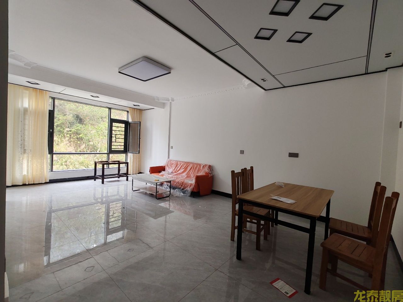 南校周边稀缺好房 全新精装首租